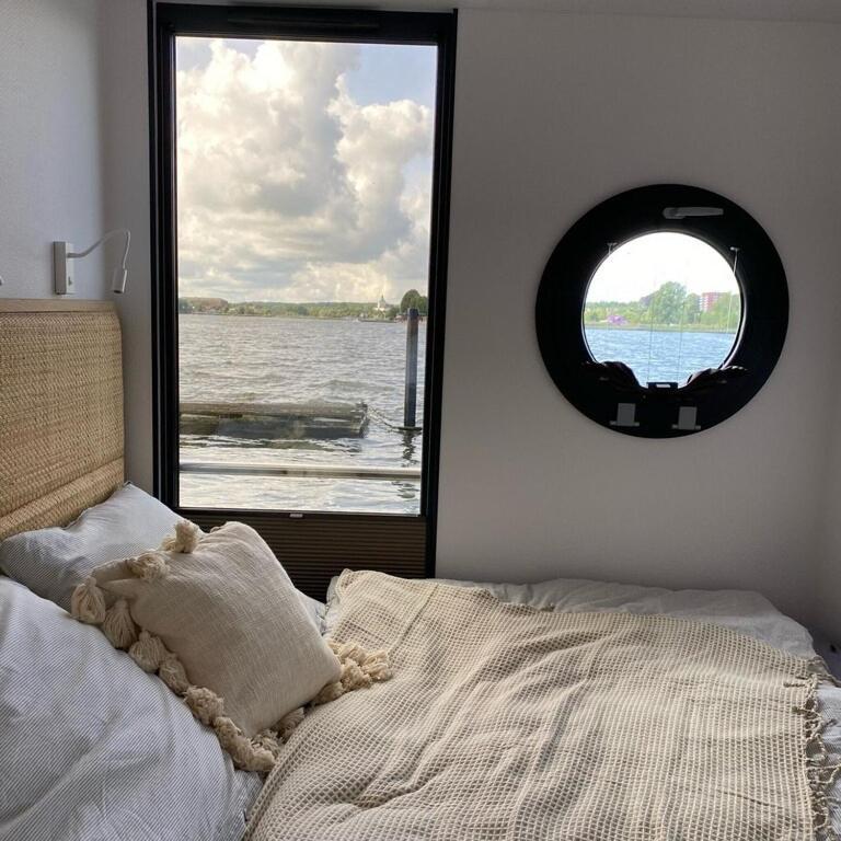Botel Hausboot Fjord Schleiliebe Mit Biosauna Und Dachterrasse In *