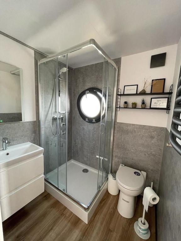 Hausboot Fjord Schleiliebe Mit Biosauna Und Dachterrasse In Botel Schleswig